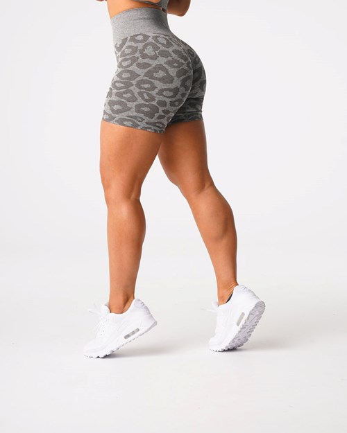 NVGTN Leopard Seamless Shorts Hnedožltý Zelene | RFC-031427